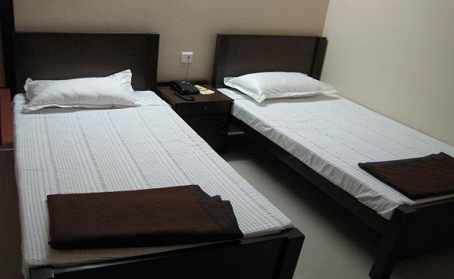 Dwaraka Inn Hyderabad Zimmer foto